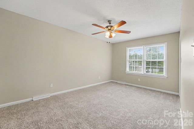 630 Colonial Drive, Statesville, NC 28625
