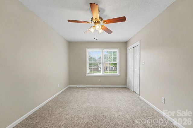 630 Colonial Drive, Statesville, NC 28625