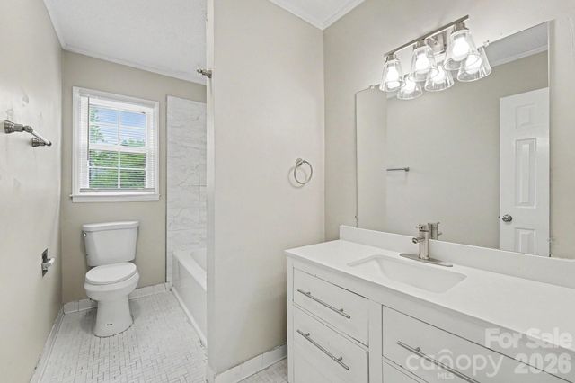 630 Colonial Drive, Statesville, NC 28625