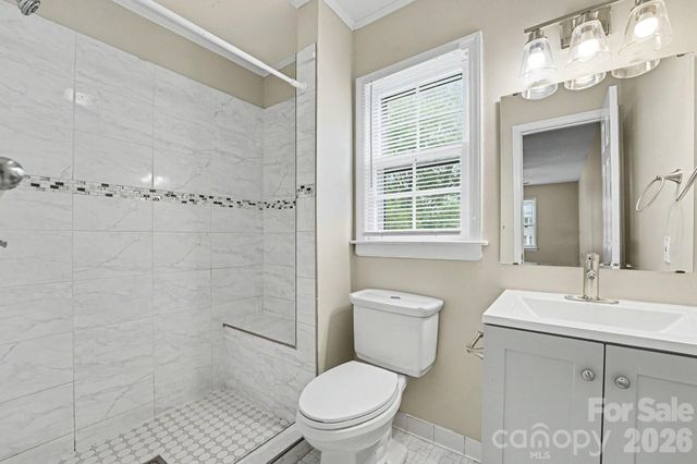 630 Colonial Drive, Statesville, NC 28625