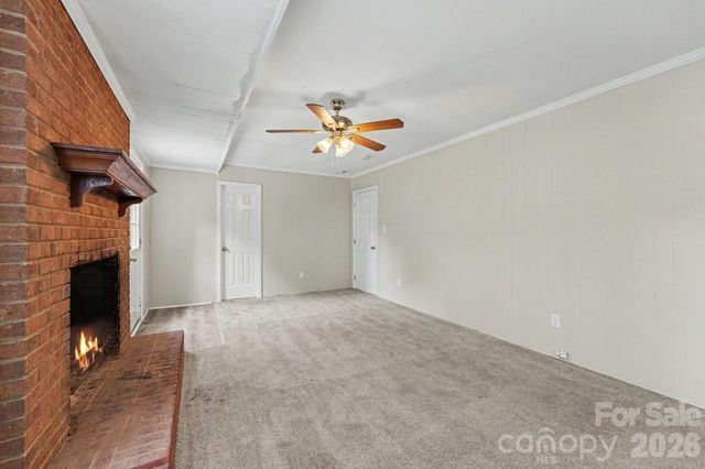 630 Colonial Drive, Statesville, NC 28625