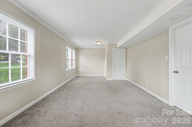 630 Colonial Drive, Statesville, NC 28625