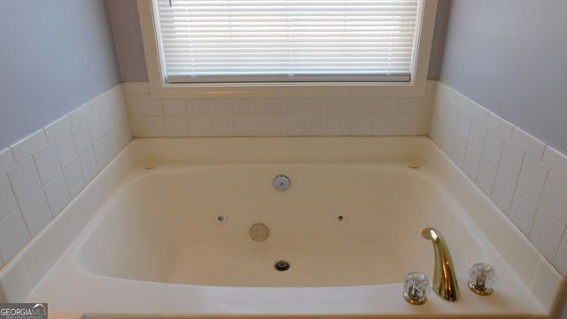 100 Wisteria Circle, Covington, GA 30016