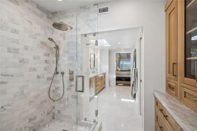424 Vista Grande, Newport Beach, CA 92660
