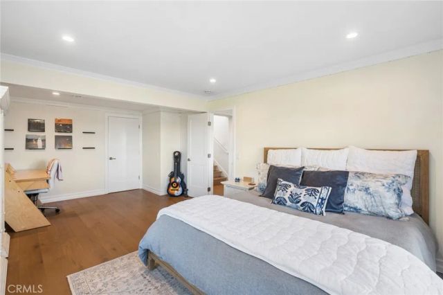 424 Vista Grande, Newport Beach, CA 92660