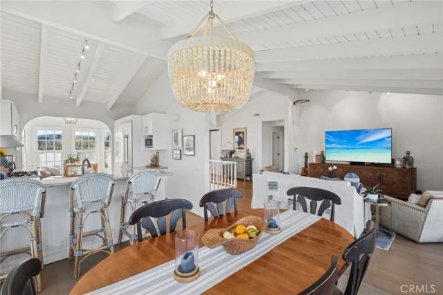 424 Vista Grande, Newport Beach, CA 92660