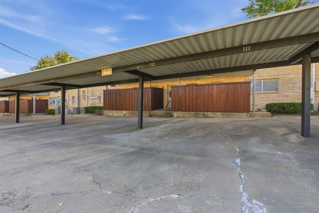 5817 Sandhurst Lane B, Dallas, TX 75206