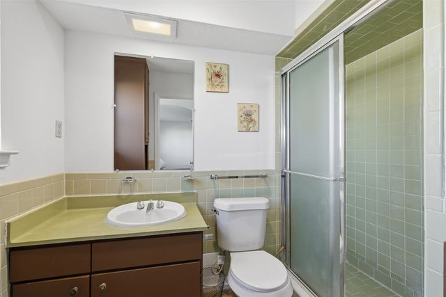 5817 Sandhurst Lane B, Dallas, TX 75206