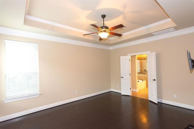 12004 Versante CIR VH37, Austin, TX 78726