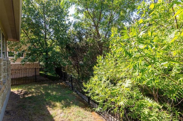 12004 Versante CIR VH37, Austin, TX 78726