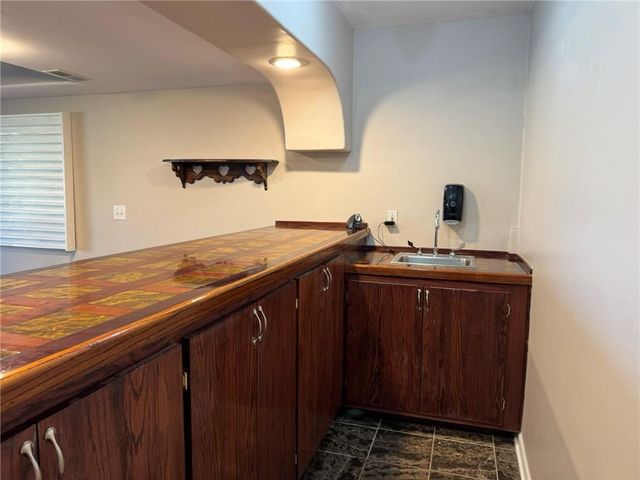 1010 Wiltshire Boulevard, Raymore, MO 64083