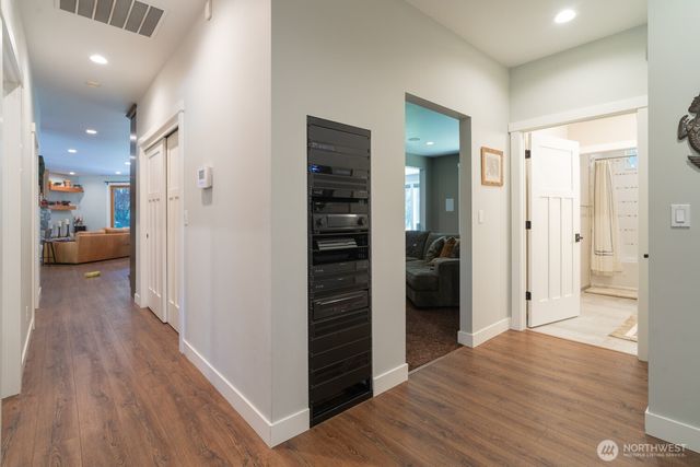 7335 Meridian Road SE, Olympia, WA 98513