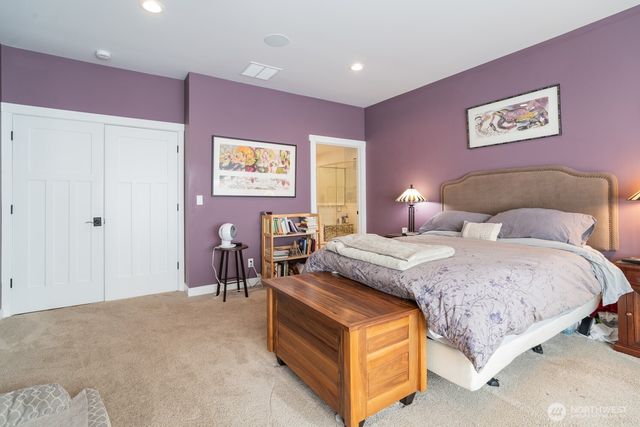 7335 Meridian Road SE, Olympia, WA 98513