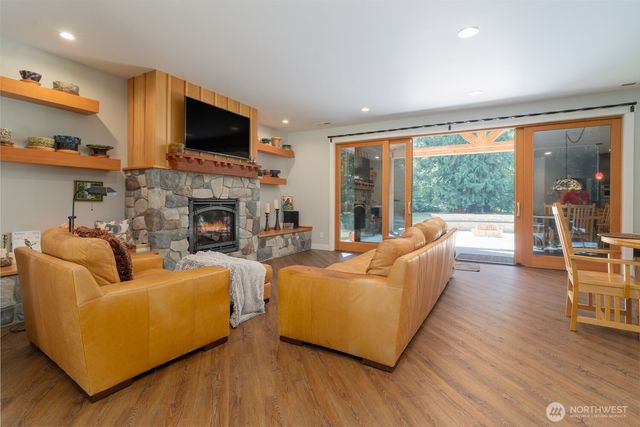 7335 Meridian Road SE, Olympia, WA 98513