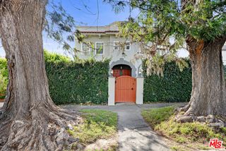 1357 S Cloverdale Avenue, Los Angeles, CA 90019