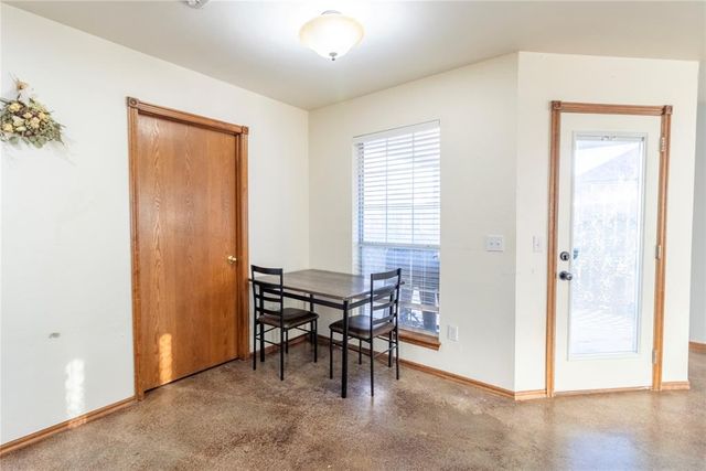 516 N Van Buren Avenue, Blanchard, OK 73010