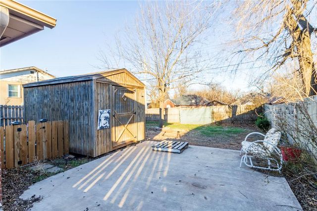 516 N Van Buren Avenue, Blanchard, OK 73010