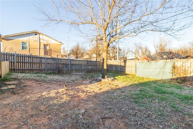 516 N Van Buren Avenue, Blanchard, OK 73010