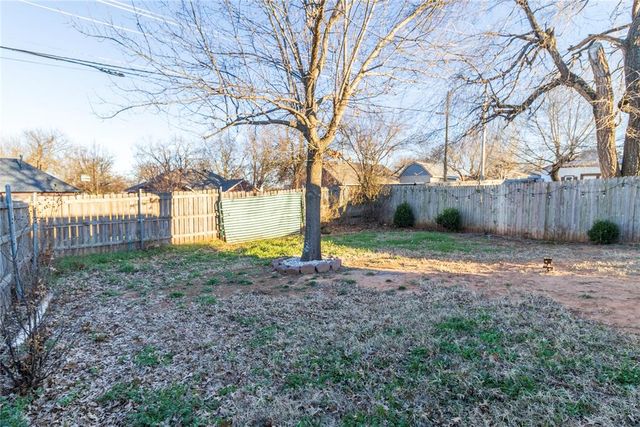 516 N Van Buren Avenue, Blanchard, OK 73010