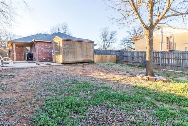 516 N Van Buren Avenue, Blanchard, OK 73010