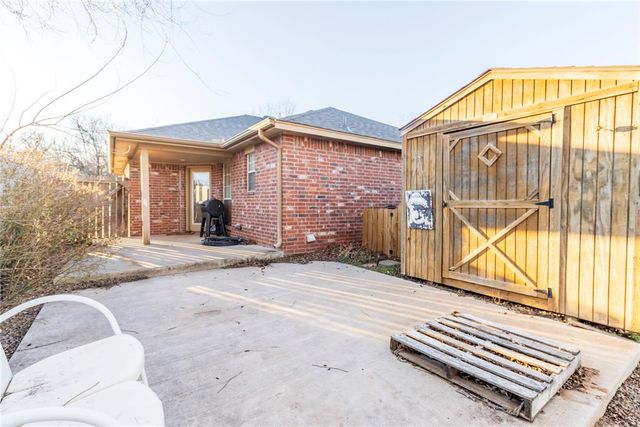 516 N Van Buren Avenue, Blanchard, OK 73010