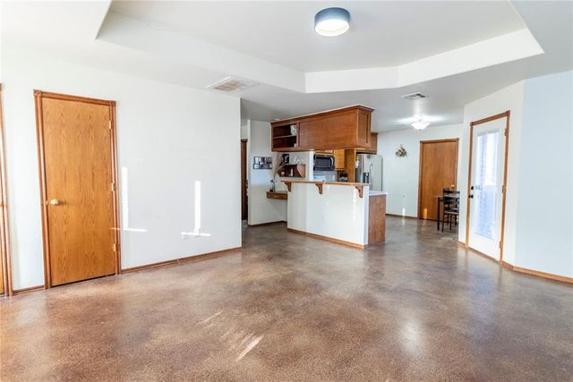 516 N Van Buren Avenue, Blanchard, OK 73010