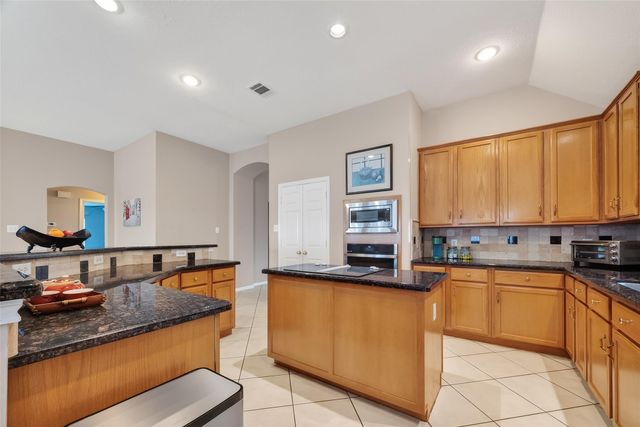 4907 Bellmead Drive, Missouri City, TX 77459