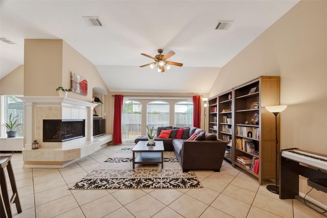 4907 Bellmead Drive, Missouri City, TX 77459