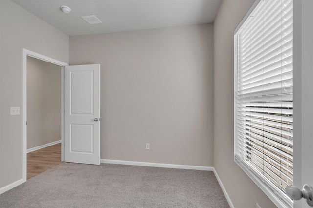 9502 E Hurst St, Wichita, KS 67210