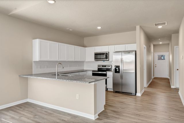 9502 E Hurst St, Wichita, KS 67210