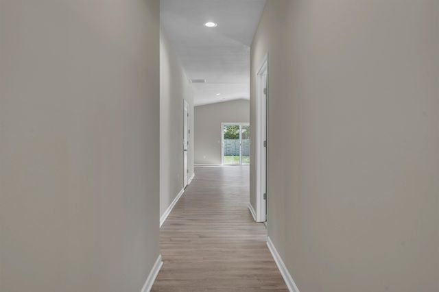 9502 E Hurst St, Wichita, KS 67210