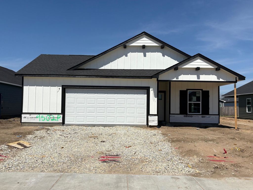 9502 E Hurst St, Wichita, KS 67210