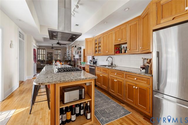 525 N 1st St, Richmond, VA 23219