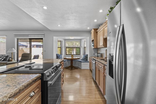 528 E renee Drive, Phoenix, AZ 85024