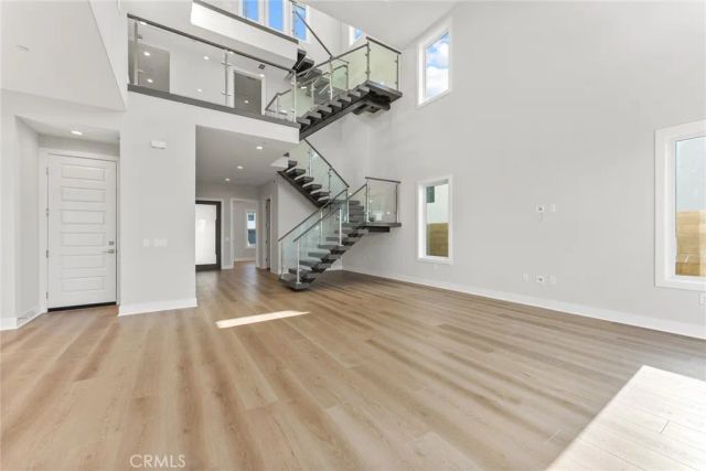 209 Stage, Irvine, CA 92618