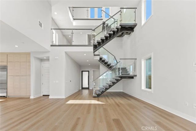 209 Stage, Irvine, CA 92618