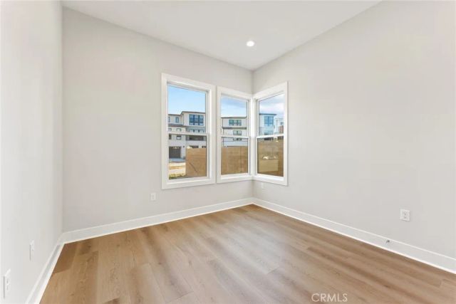 209 Stage, Irvine, CA 92618