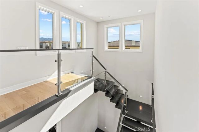 209 Stage, Irvine, CA 92618