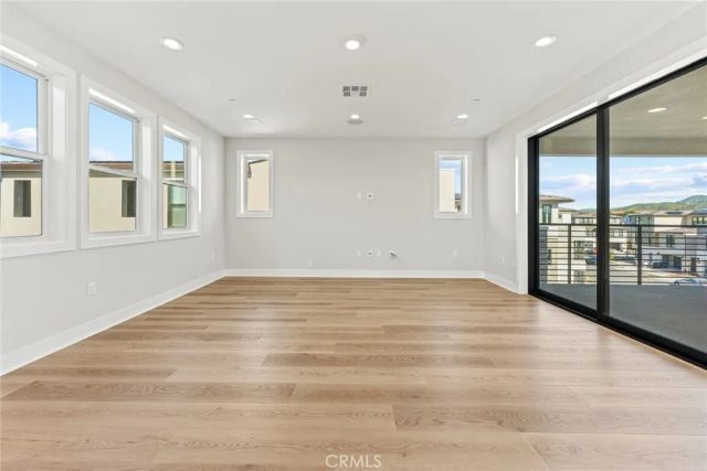 209 Stage, Irvine, CA 92618