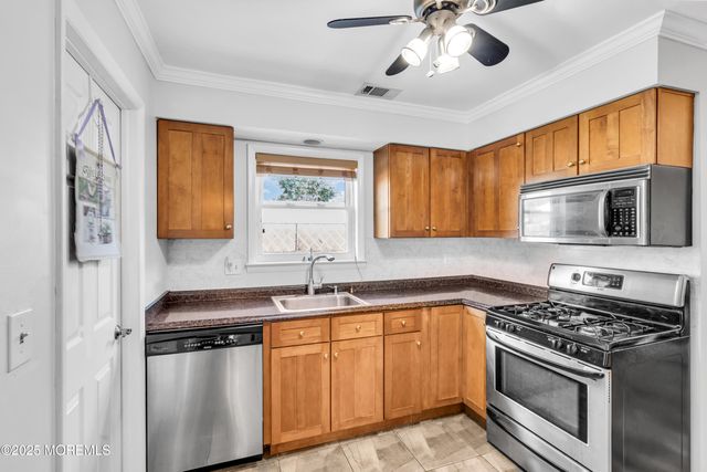 36 Bristlecone Drive, Howell, NJ 07731