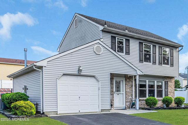 36 Bristlecone Drive, Howell, NJ 07731