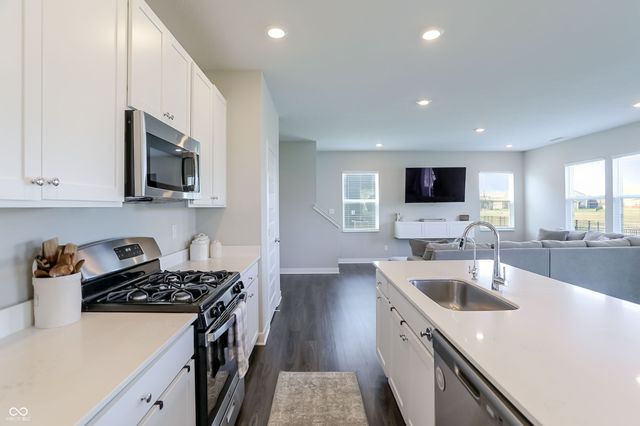 15871 Winnower Drive, Noblesville, IN 46060