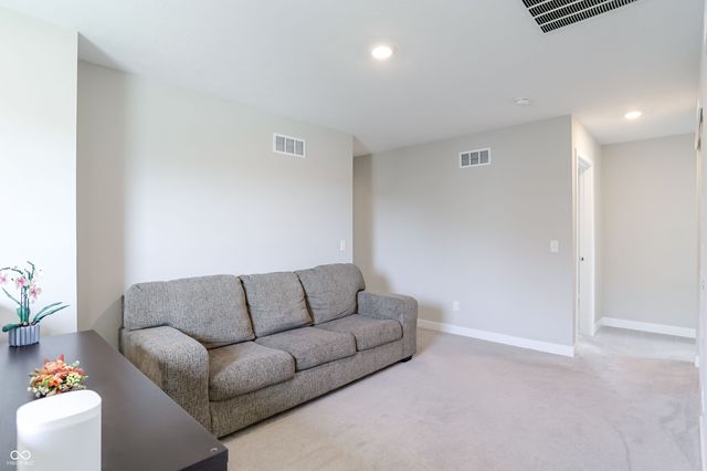 15871 Winnower Drive, Noblesville, IN 46060