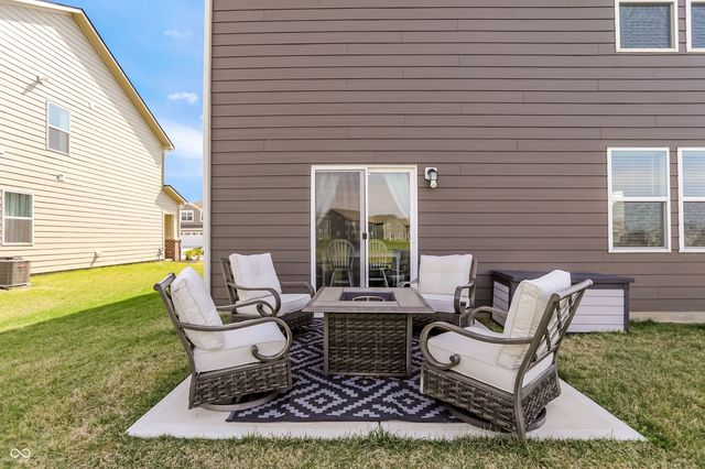 15871 Winnower Drive, Noblesville, IN 46060