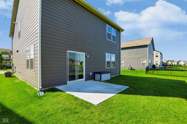 15871 Winnower Drive, Noblesville, IN 46060