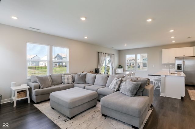 15871 Winnower Drive, Noblesville, IN 46060