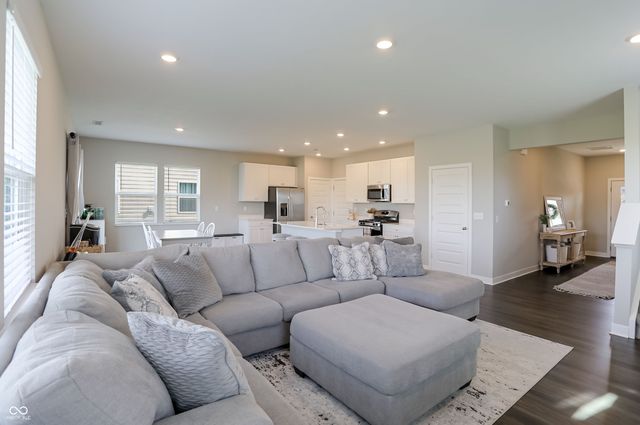 15871 Winnower Drive, Noblesville, IN 46060