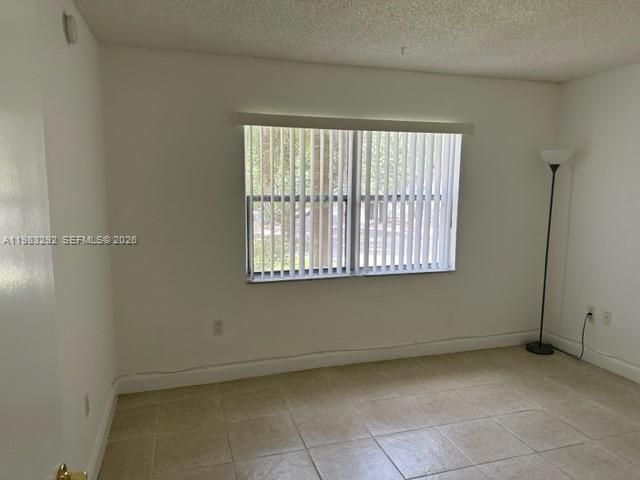 4255 N UNIVERSITY DR 215, Sunrise, FL 33351