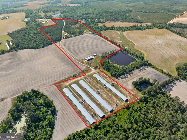 40 Azalea Drive, Hazlehurst, GA 31539