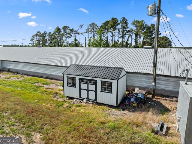 40 Azalea Drive, Hazlehurst, GA 31539